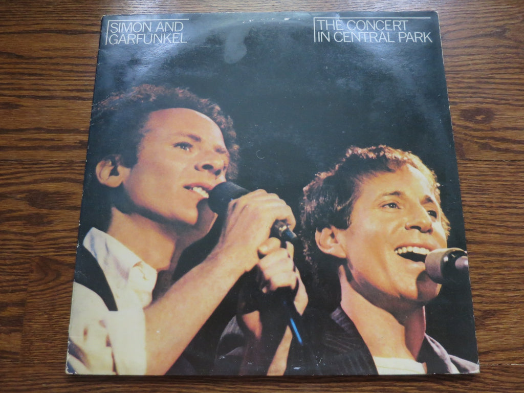 Simon And Garfunkel - The Concert In Central Park - LP UK Vinyl Album Record Cover