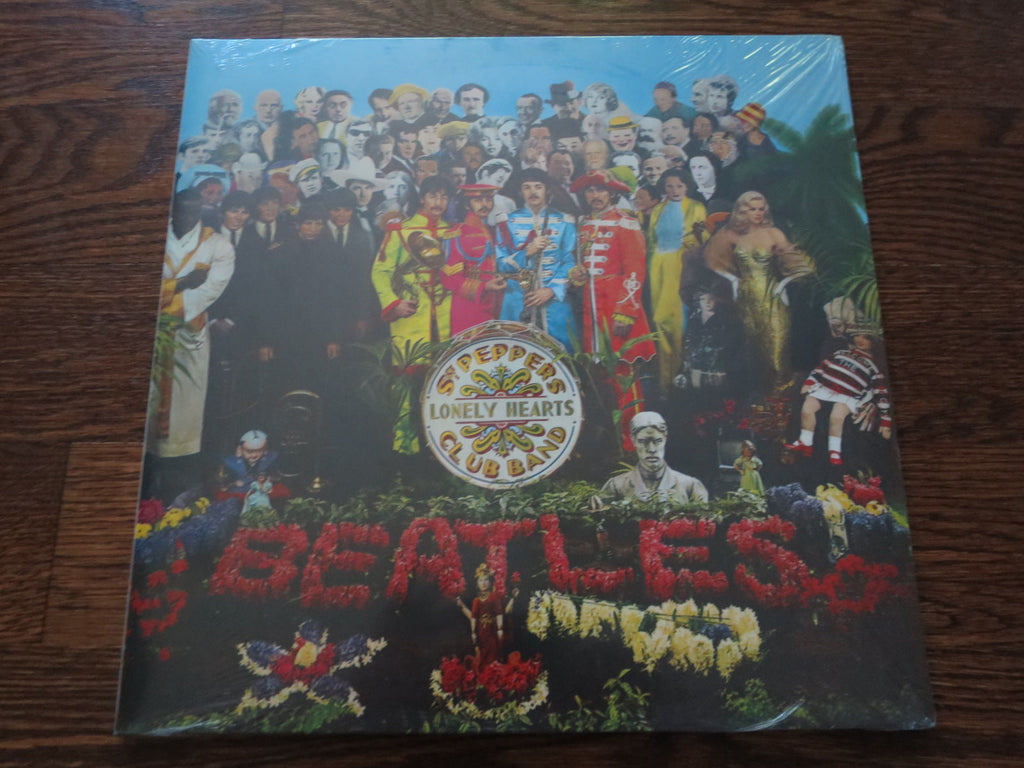 The Beatles - Sgt. Pepper (recent reissue) 2two - LP UK Vinyl Album Record Cover