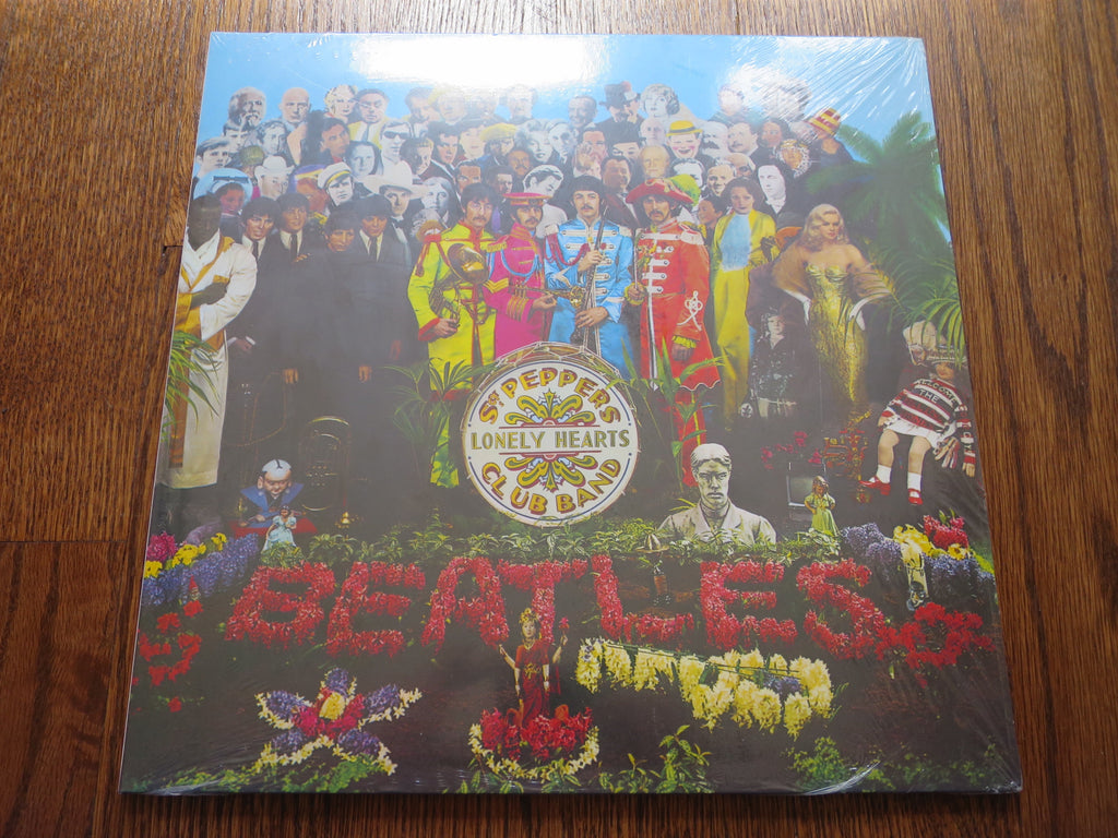 The Beatles - Sgt. Pepper (recent reissue) - LP UK Vinyl Album Record Cover