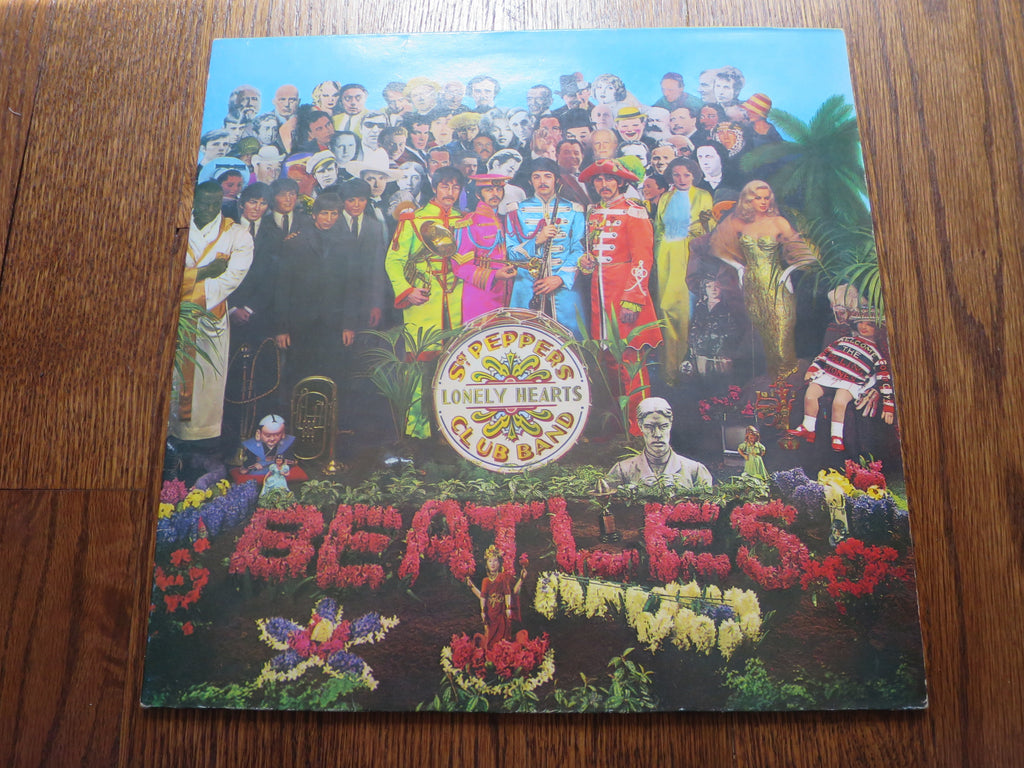 The Beatles - Sgt. Pepper (1980s reissue) - LP UK Vinyl Album Record Cover