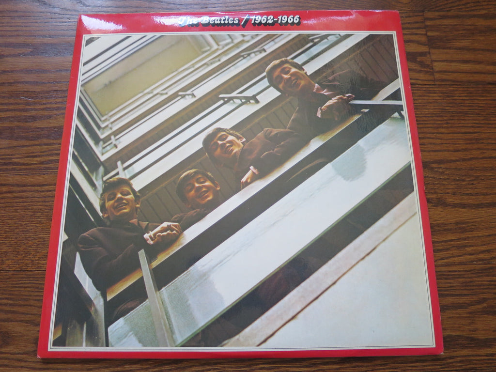 The Beatles - The Red Album 1962-1966 - LP UK Vinyl Album Record Cover