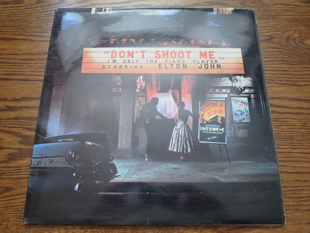 Elton John - Don't Shoot Me, I'm Only The Piano Player 3three - LP UK Vinyl Album Record Cover