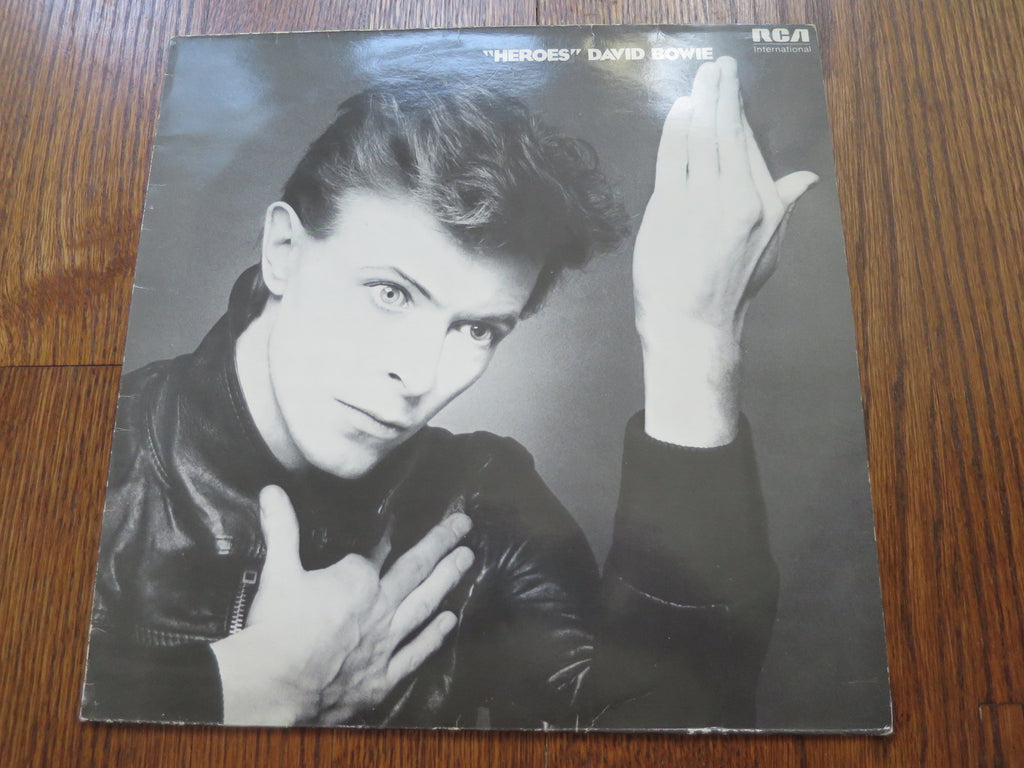 David Bowie - Heroes (reissue) 2two - LP UK Vinyl Album Record Cover