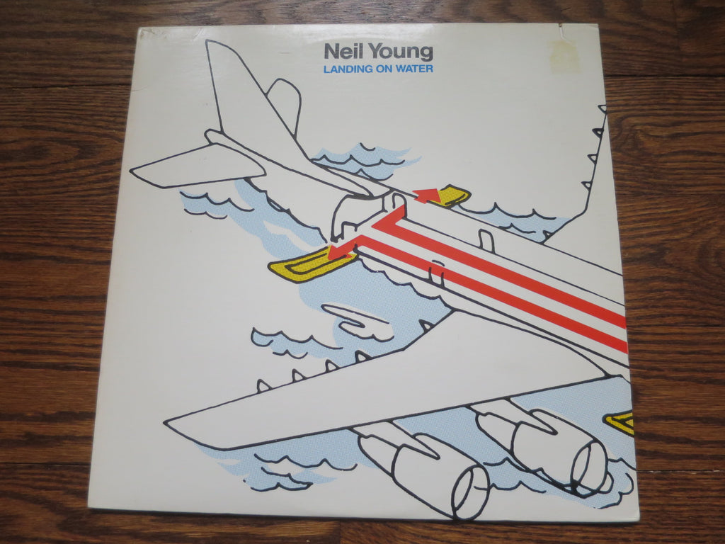 Neil Young - Landing On Water 2two - LP UK Vinyl Album Record Cover