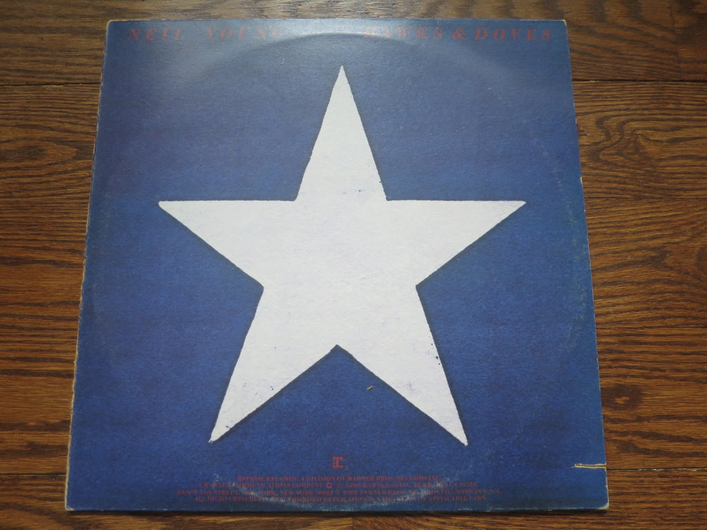 Neil Young - Hawks & Doves 3three - LP UK Vinyl Album Record Cover