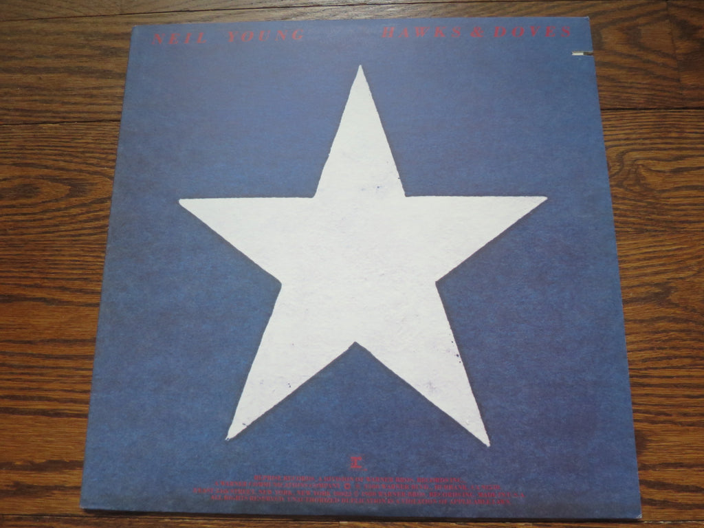 Neil Young - Hawks & Doves 2two - LP UK Vinyl Album Record Cover