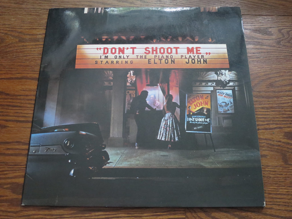 Elton John - Don't Shoot Me I'm Only The Piano Player 3three - LP UK Vinyl Album Record Cover