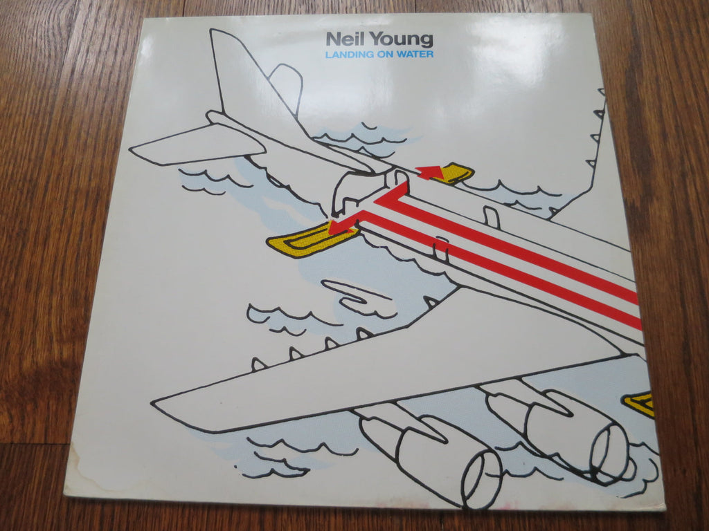 Neil Young - Landing On Water - LP UK Vinyl Album Record Cover