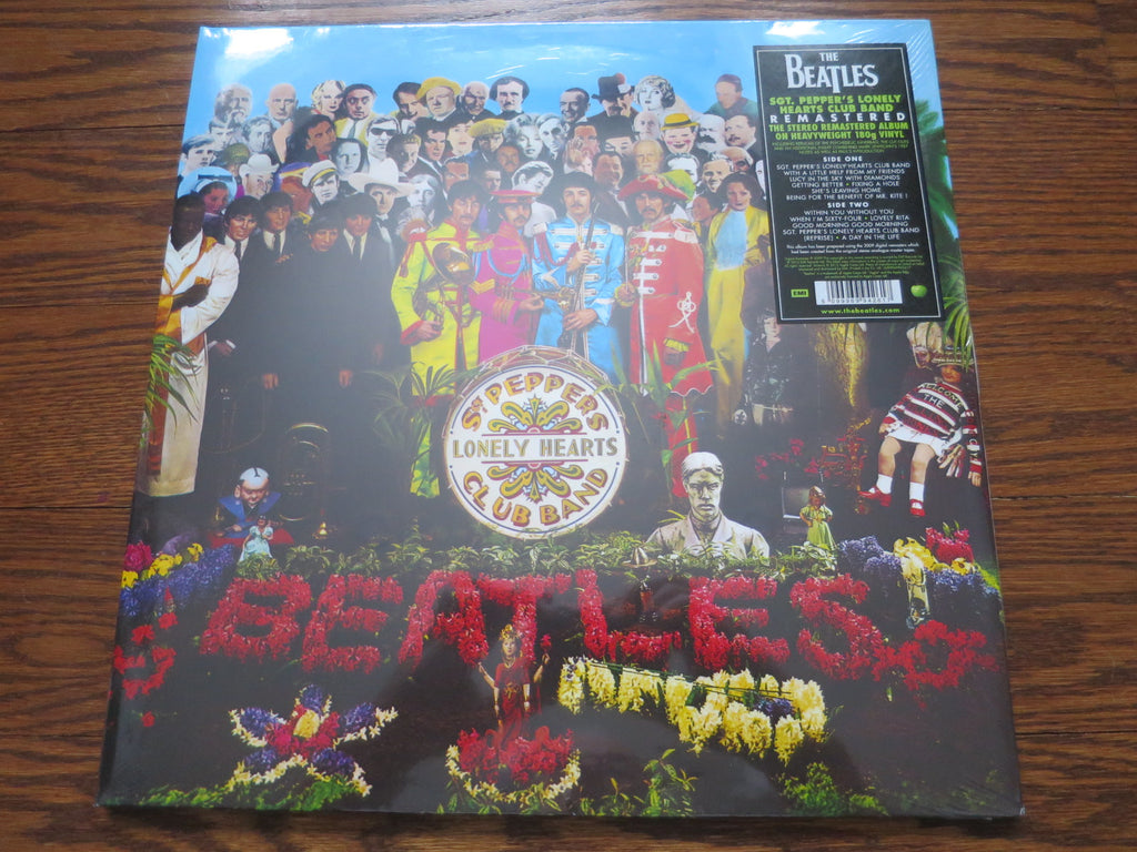 The Beatles - Sgt. Pepper (recent reissue) - LP UK Vinyl Album Record Cover