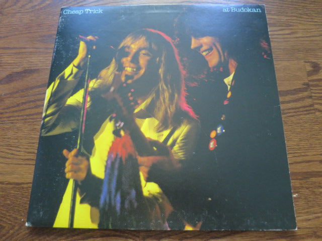 Cheap Trick - At Budokan - LP UK Vinyl Album Record Cover