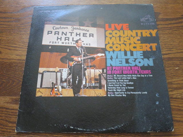 Willie Nelson - Live Country Music Concert - LP UK Vinyl Album Record Cover