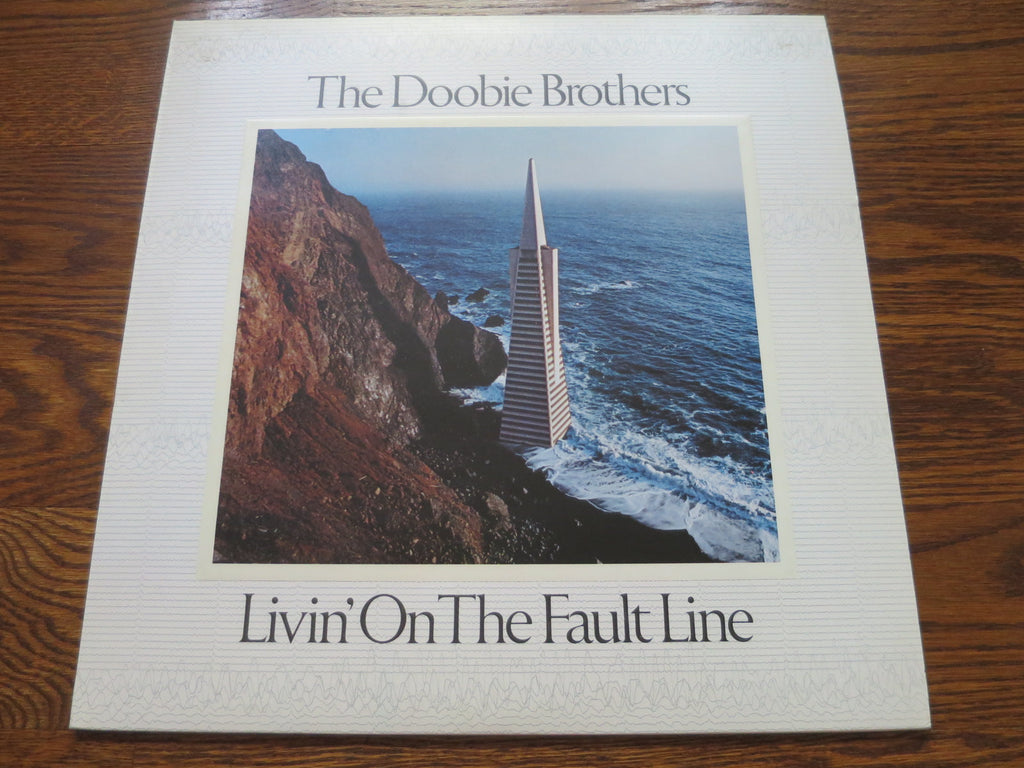 Doobie Brothers - Livin' On The Fault Line - LP UK Vinyl Album Record Cover