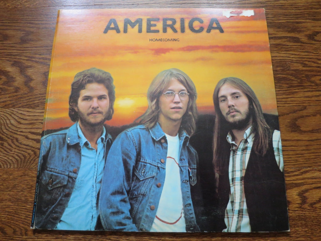 America - Homecoming 2two - LP UK Vinyl Album Record Cover