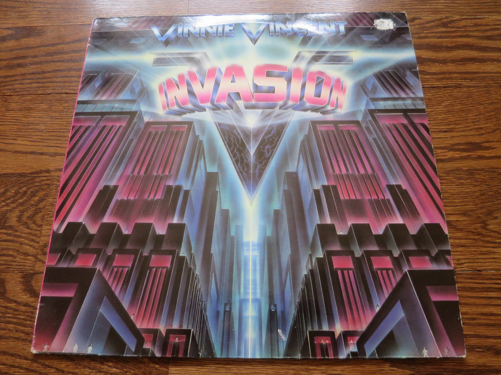 Vinnie Vincent - Vinnie Vincent's Invasion - LP UK Vinyl Album Record Cover
