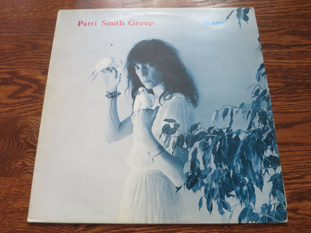 Patti Smith Group - Wave - LP UK Vinyl Album Record Cover